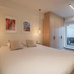 Stylish 3-bed With Private Terrace