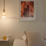 Stylish 3-bed With Private Terrace