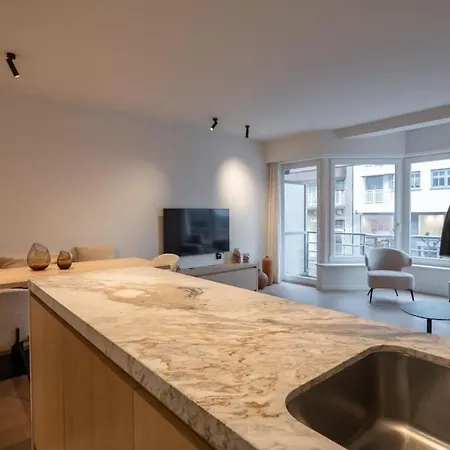 Stylish 3-bed With Private Terrace Knokke-Heist