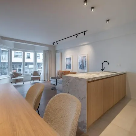 Appartement Stylish 3-bed With Private Terrace