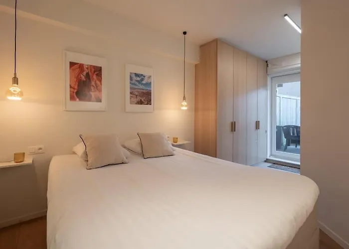 Stylish 3-bed With Private Terrace